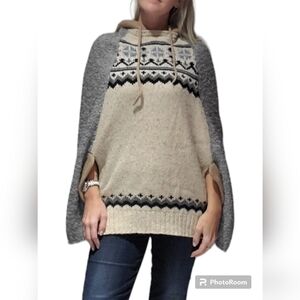 Napapijri Grey & Cream wool blend Designer Poncho size small